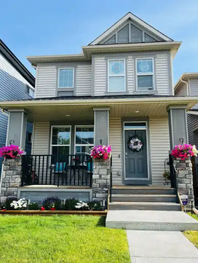 Single Double Detached house with 4 Bedroom plus den | 72 Cornerbrook Way Northeast, Calgary | 3012674