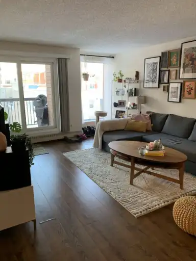 1st Street & 13th Ave Park Estates 2 Bedroom | 406 - 220 13 Ave SW, Calgary | 2991619