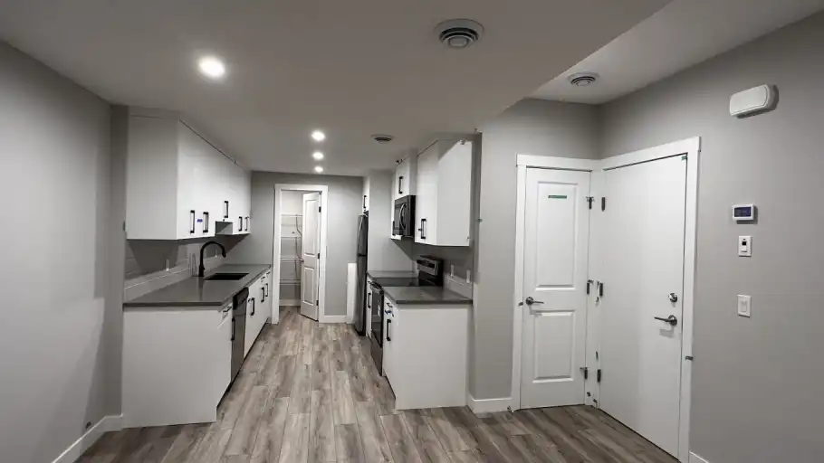 A to Z Brand new unit | Calgary | 2991622
