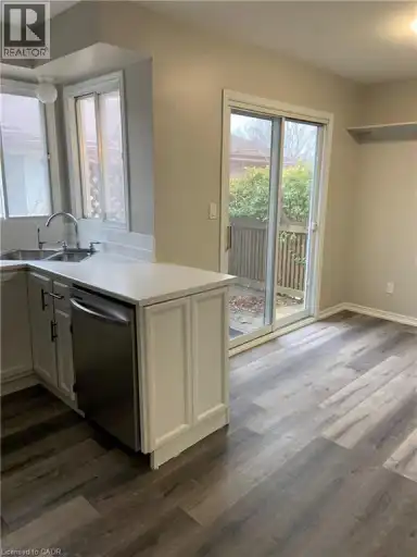 87 CHAPEL HILL Crescent Unit# Main | 87 CHAPEL HILL Crescent Unit# Main, Welland | 2991977