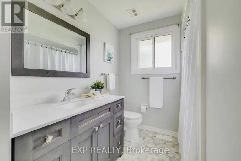 15 LAGUNA CRESCENT | 15 LAGUNA Crescent, St. Catharines | 2991984