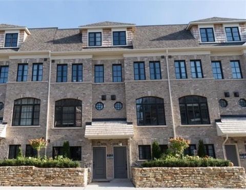 Queensborough Gate, Stunning Townhome on  Mississauga Road | 2034 Queensborough Gate, Mississauga | 2992484