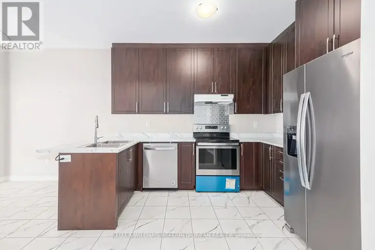 209 BRETON STREET | 209 BRETON STREET, Clearview | 3013276