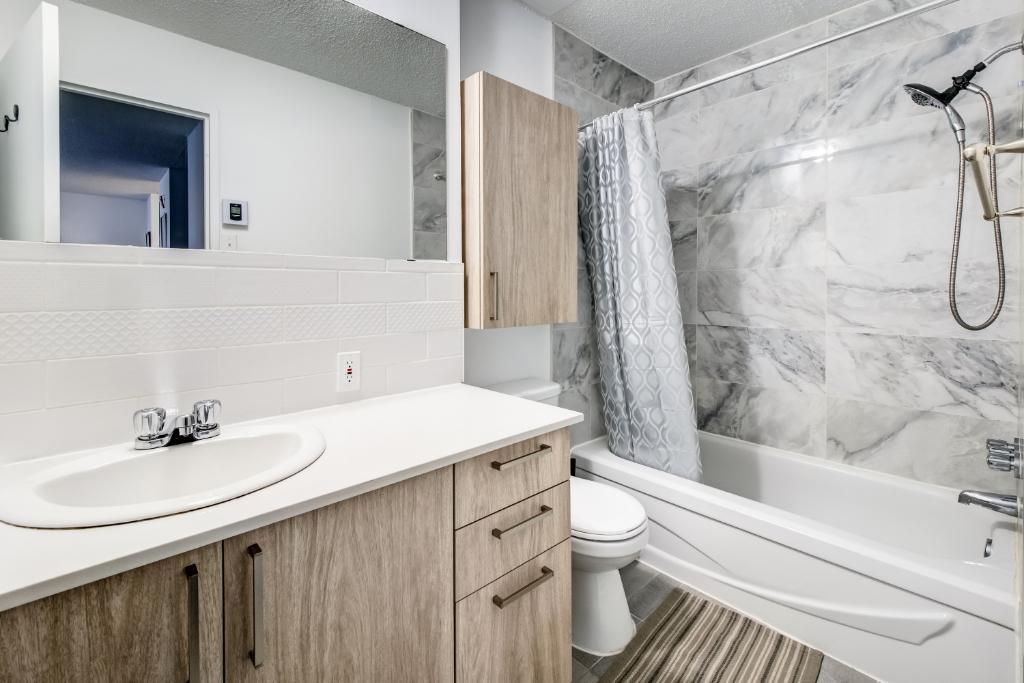 Appartement 3½ à louer – 1 200$/mois 3½ ---- Apartment for Rent – $1,200/month | 2992868