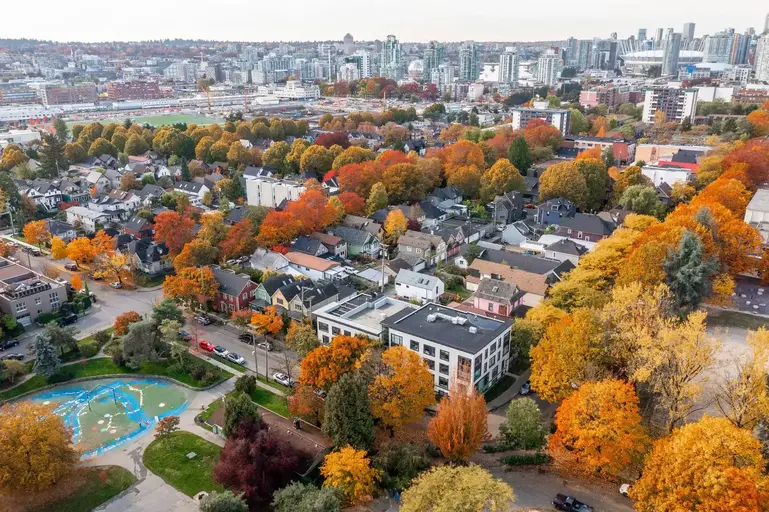 Acadia Apartments | 609 Heatley Avenue, Vancouver | 2993127