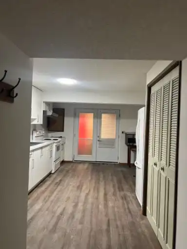 Newly Renovated Walkout 1-Bedroom Suite | Calgary | 2993238