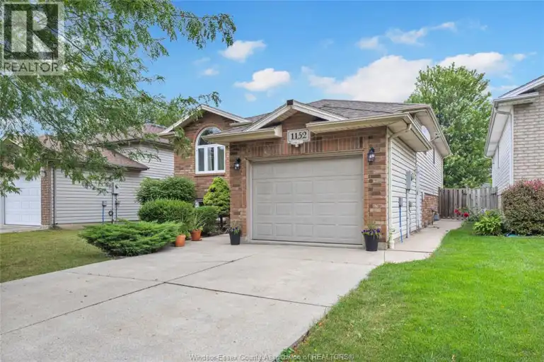 1152 LAKEVIEW | 1152 LAKEVIEW, Windsor | 2993351