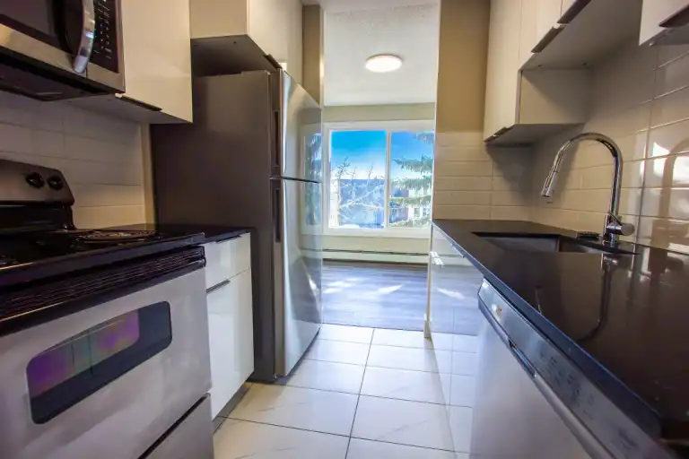 Windsor Estates | 18175 96 Ave, Edmonton | 2993511