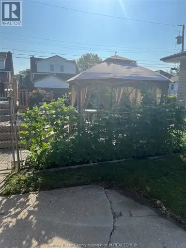 1006 PILLETTE | 1006 PILLETTE, Windsor | 2993660