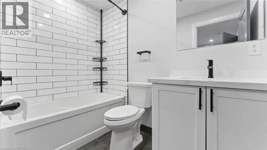 130 ELGIN Street Unit# 1 | 130 ELGIN Street Unit# 1, Brantford | 2993725
