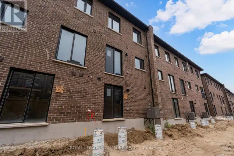 504 - 1695 DERSAN STREET | 504 - 1695 DERSAN STREET, Pickering | 2994111