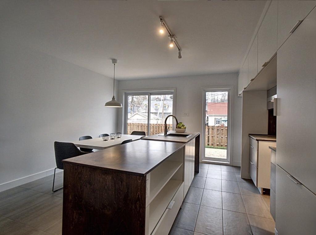 Duplex / Maison de ville sur le chemin du Fleuve à Saint-Romuald2 | 2995168