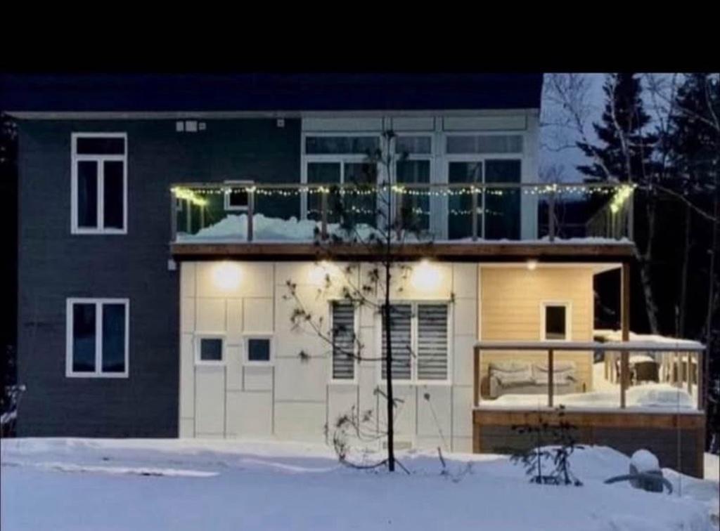 Saint-Donat Appartement-style condo et spa-location saisonnière | 2995172