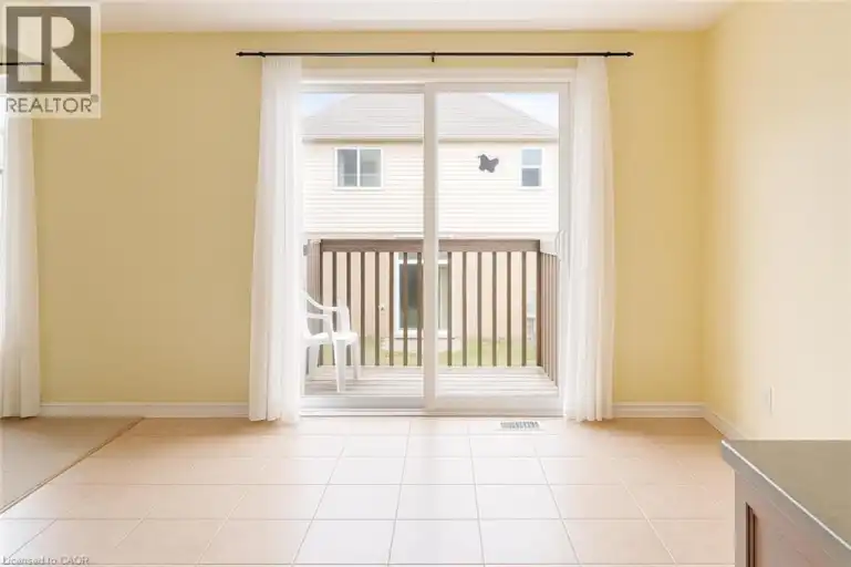 1000 COPPER LEAF Crescent Unit# Upper | 1000 COPPER LEAF Crescent Unit# Upper, Kitchener | 2995602
