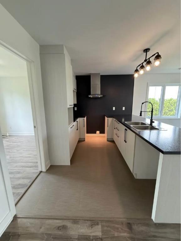 Condo, appartement, logement louer Saint-Césaire /septembre gratuit | 2996493