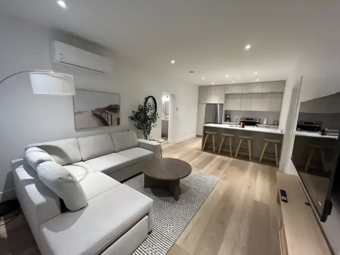 McKinley Beach 1 bed, 1 bath fully furnished executive suite | Kelowna | 3012181