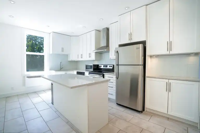 330 Ave Victoria | 330 Ave Victoria, Westmount | 2998038