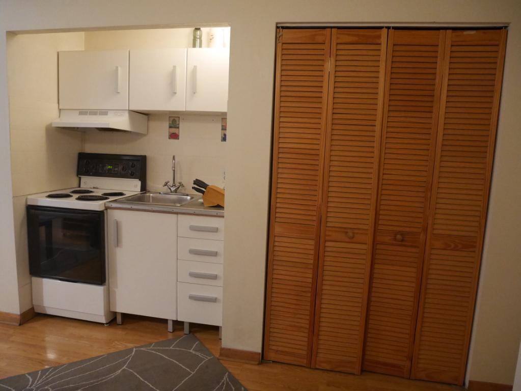 Appartement une chambre meublé - Centre-ville de Montréal | 2998351