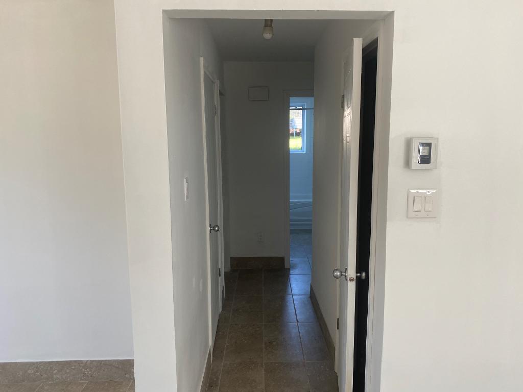 5 1/2 disponible maintenant | 2998672