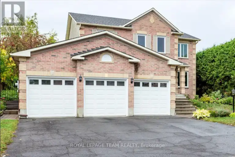 3 TOWER HILL CRESCENT | 3 TOWER HILL CRESCENT, Ottawa | 2998805