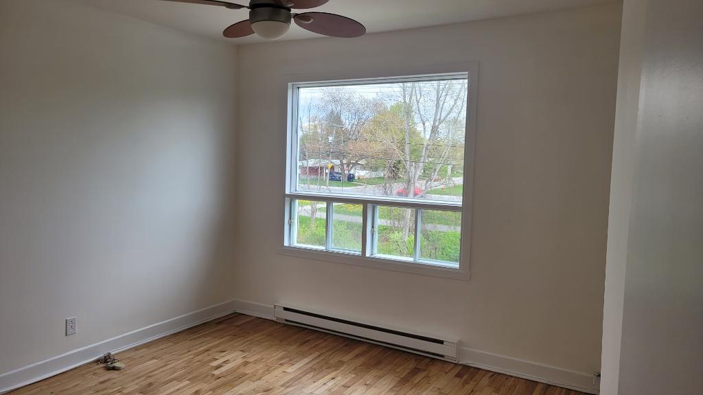 Beau logement rénové 5 1/2, St-Jérome | 3000029