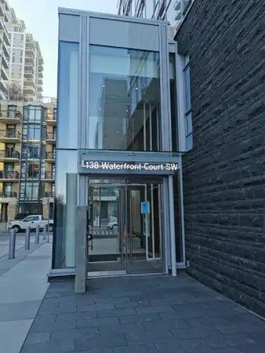 High-end river-view downtown apartment | 601 - 138 Waterfront Court Southwest, Calgary | 3000420