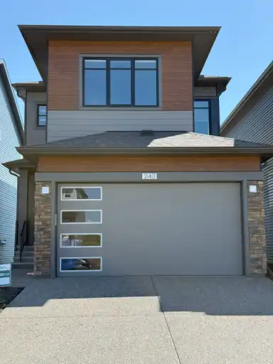 Live in comfort, luxury, and natural beauty-all in one place | 240 Mallard Grove Southeast, Calgary | 3015844