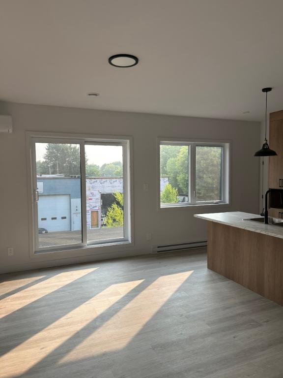 Logement neuf Mont St Grégoire | 3000505