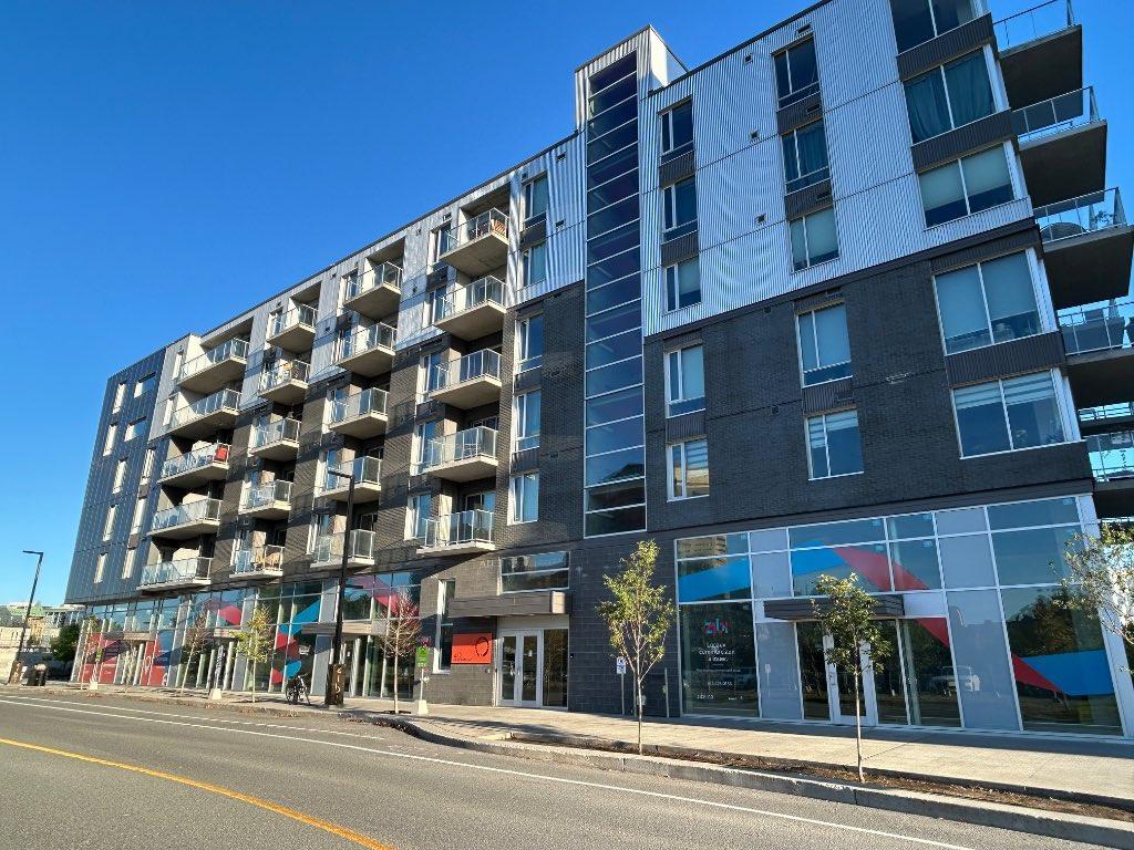 Condo moderne et central à louer à 5 min du Parlement | 3000522