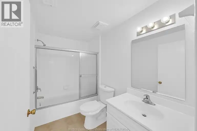 3160 WILDWOOD | 3160 WILDWOOD, Windsor | 3000559