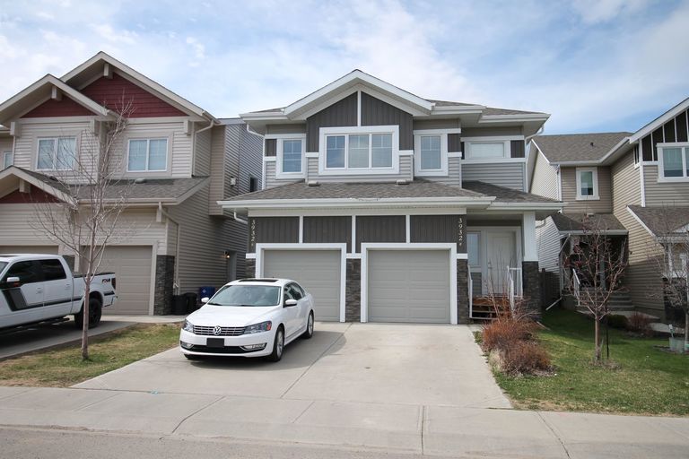 3938 Claxton Loop SW - MAIN FLOOR | 3938 Claxton Loop SW, Edmonton | 3000751