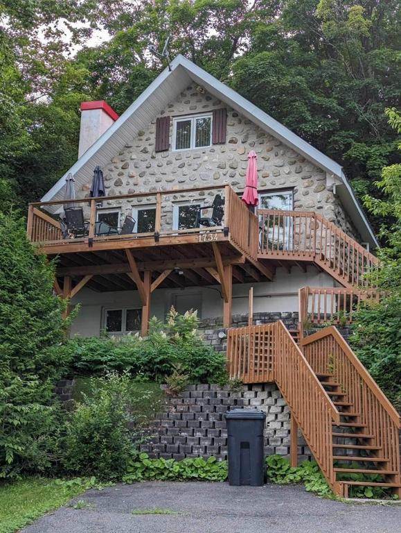 Magnifique chalet à louer à St-Adolphe-d'Howard | 3000799