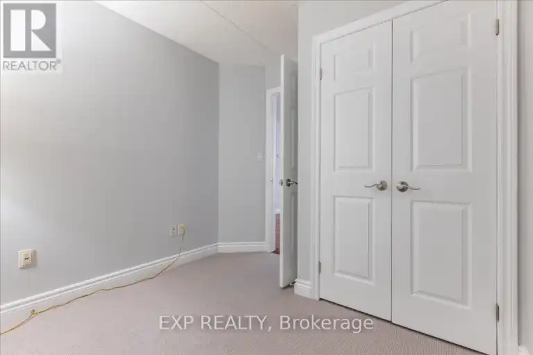 117 - 2030 CLEAVER AVENUE | 117 - 2030 CLEAVER AVENUE, Burlington | 3001344
