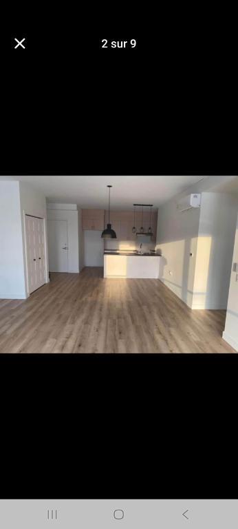 Logement condo à Louer | 3001690