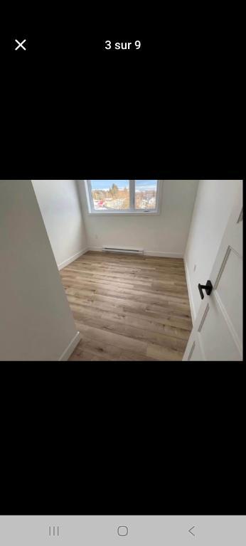 Logement condo à Louer | 3001690