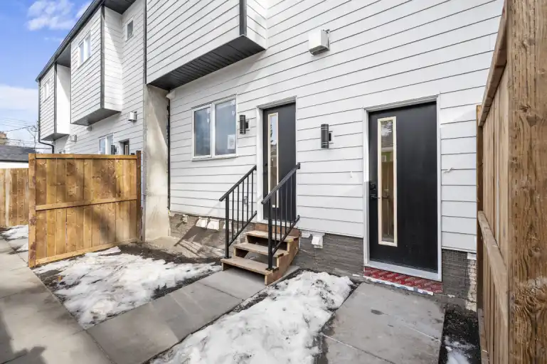 BRAND NEW LUXURY 2 BEDROOM + 1 BATHROOM BASEMENT - NW | 8703 34 Avenue Northwest, Calgary | 3001994