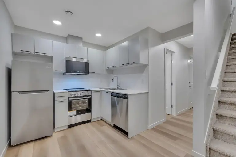 2818-B 192 Street NW | 2818 192 Street Northwest, Edmonton | 3002259