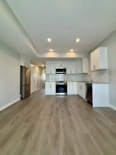 1 Bedroom - Bright, Above Ground Main floor | 2916 Coughlan Green Southwest, Edmonton | 3002298