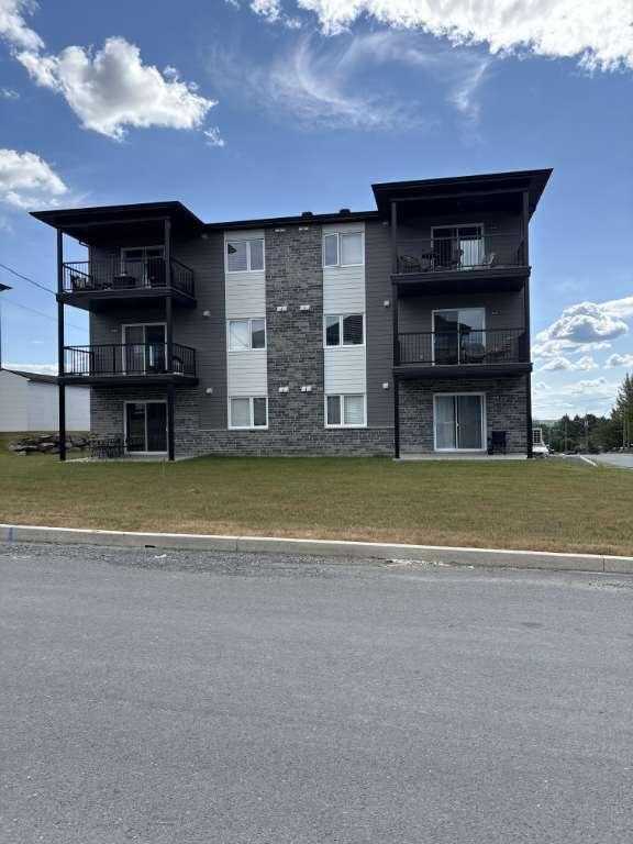 Logements FLAMBANT neufs à louer, 22e avenue à St-Georges | 3003269