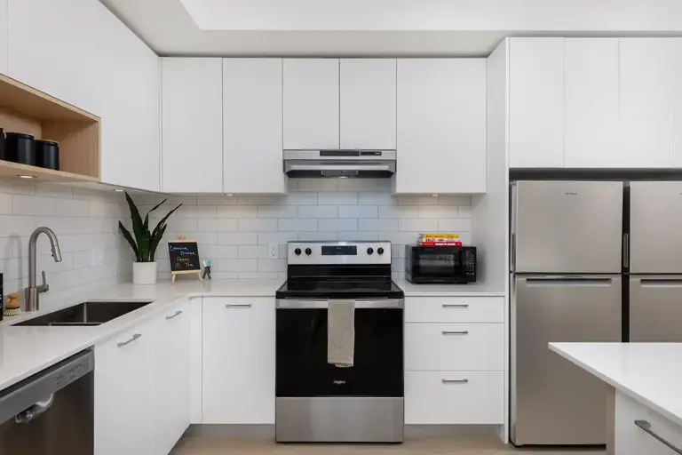 Neighbour | 1468 Vancouver Street, Victoria | 3003478