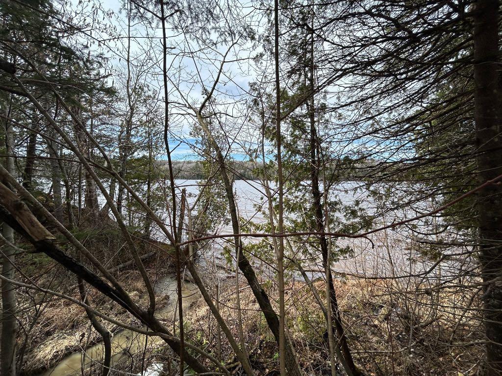 Terrain bord de l’eau avec plage privée | 3025772
