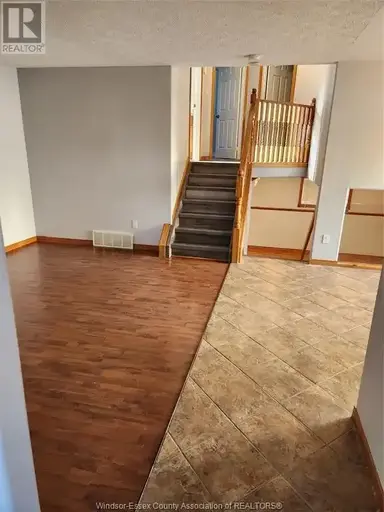 4061 MAPLE LEAF | 4061 MAPLE LEAF, Windsor | 3008185