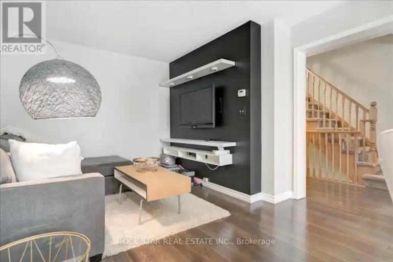 3035 DRUMLOCH AVENUE | 3035 DRUMLOCH AVENUE, Oakville | 3029562