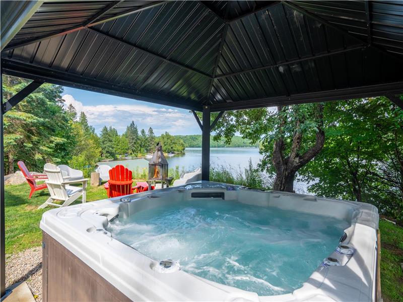 New Luxury Panoramic-VIEW Waterfront SPA BOAT DOCK PING-PONG BASKETBALL ARCADE | 3030524