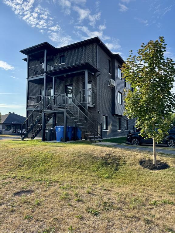 Appartement 3 chambres à louer | 3008856