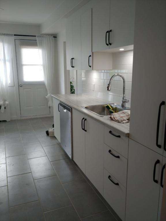 POINTE-CLAIRE - TRÈS GRAND ET LUXUEUX 4½ DISPONIBLE 1ER OCTOBRE | 3008871
