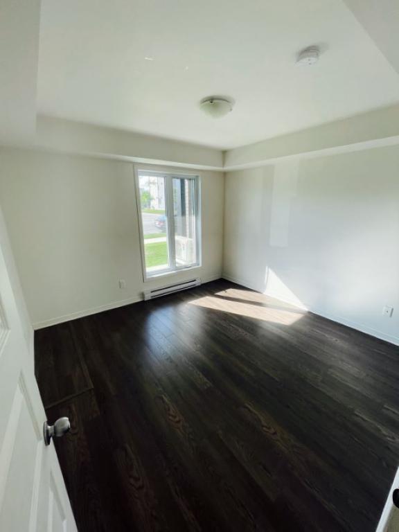 4 ½ moderne (2 chambres) à louer – Secteur Lakeview, Aylmer | 3008877