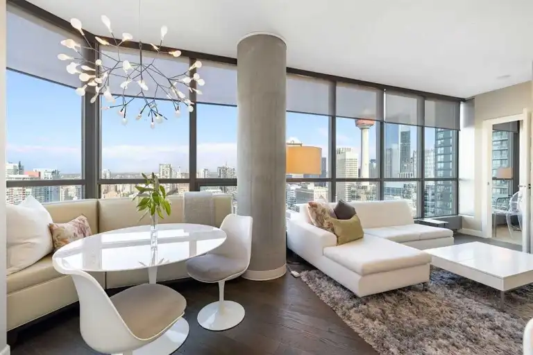 Professionally Designed Luxury condo at Keystone Two | 2710 - 225 11 Avenue Southeast, Calgary | 3031076