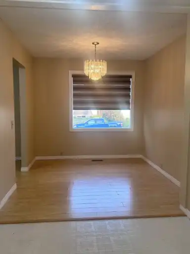 Awesome 3 BR main level, 1.5 baths, Marlborough, very quiet, Huge Parking | 1419 42 Street NE, Calgary | 3009124