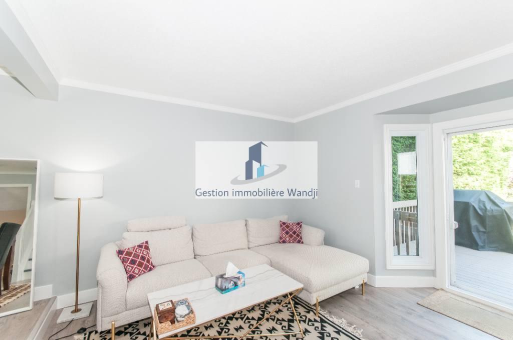 Maison semi-détachée avec garage à Aylmer | 3009155